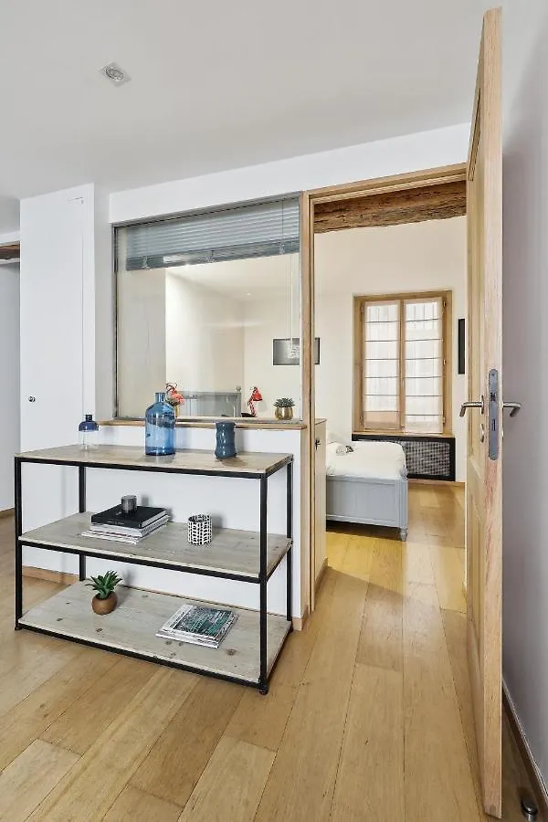 Saint Germain - Mabillon Paris City Apartment